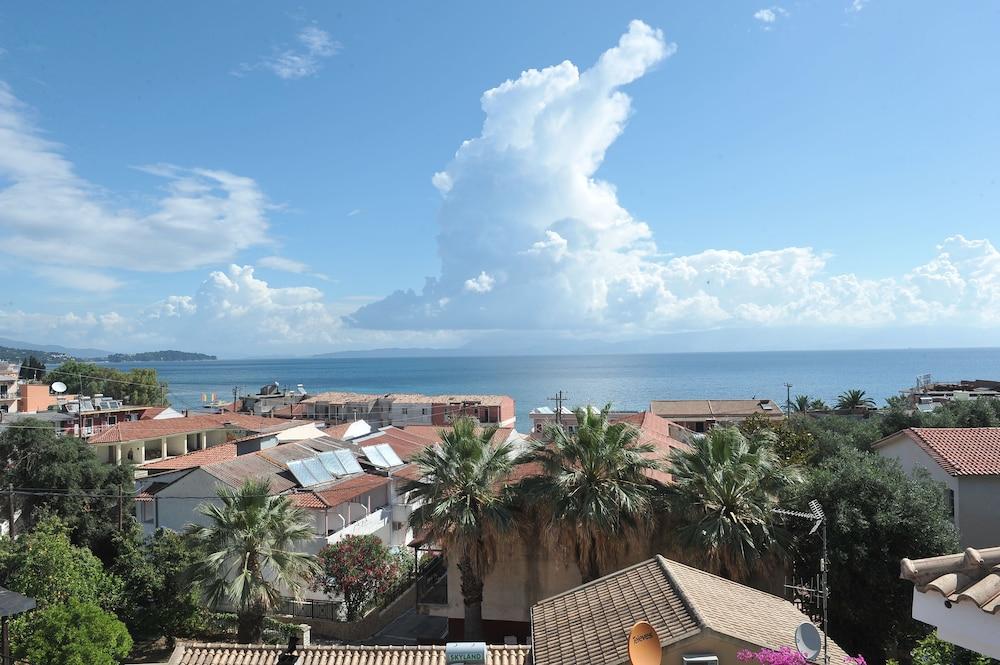 Kerkyra Beach Hotel & Apartments Benitses  Exterior photo