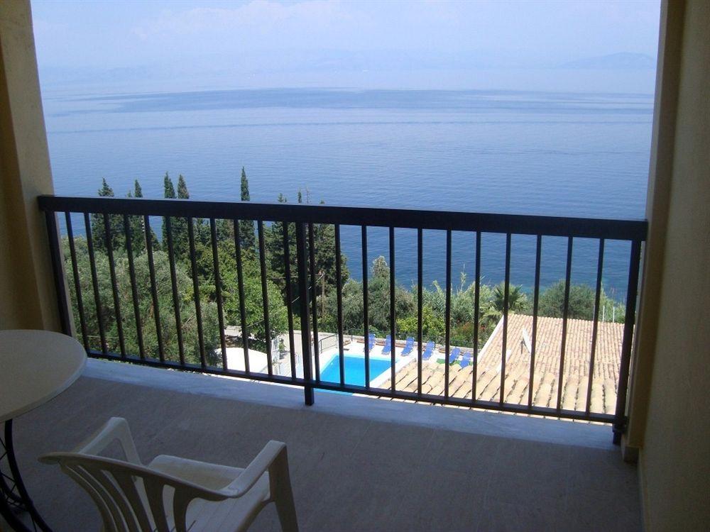 Kerkyra Beach Hotel & Apartments Benitses  Exterior photo